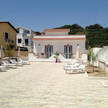 Costa Del Sol Bed and Breakfast Porto Empedocle Esterno foto